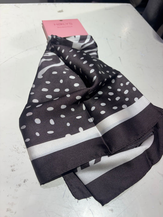 Scarf wi44ldy