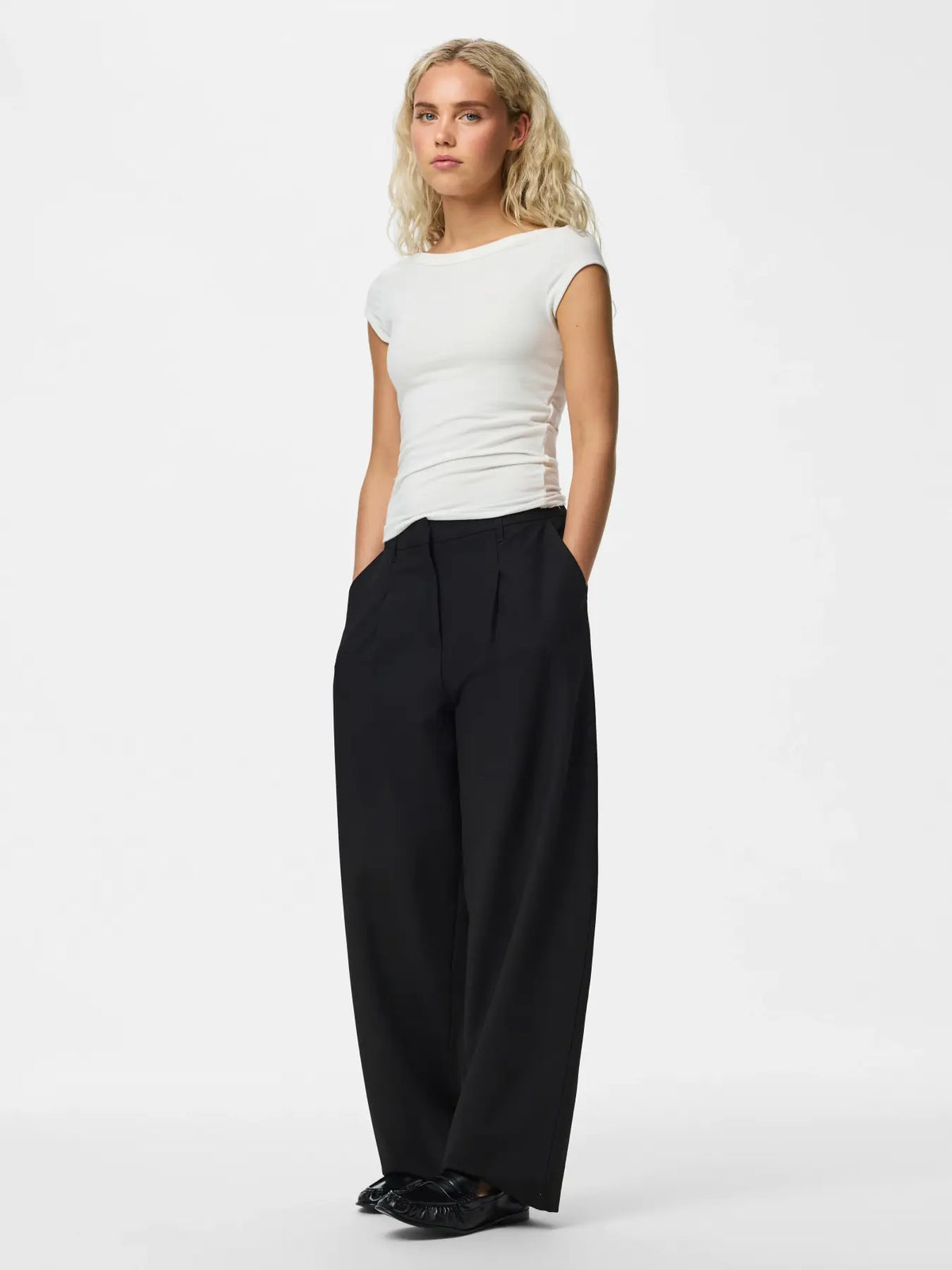 PCBOSELLA MW BARREL PANT NOOS BC-svart
